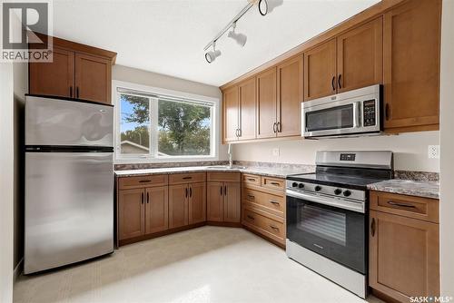 4 6 Neill Place, Regina, SK 