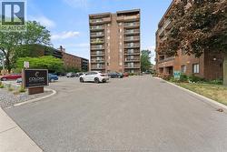 3936 Wyandotte STREET East Unit# 405 Windsor, ON N8Y 4V1