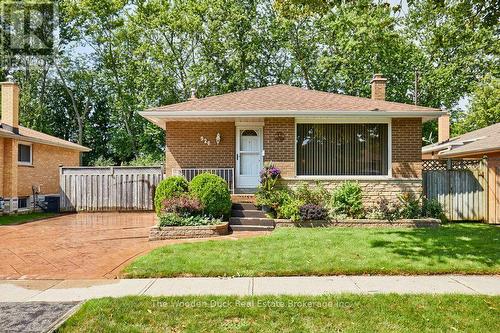 926 WALTON BOULEVARD  Whitby (Williamsburg), ON L1N 3G5