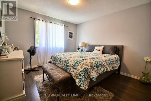 20 Tecumseh Street, St. Thomas, ON - Indoor Photo Showing Bedroom