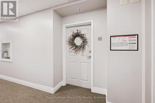 403 - 2 Colonial Drive, Guelph (Pineridge/Westminster Woods), ON - Indoor Photo Showing Other Room
