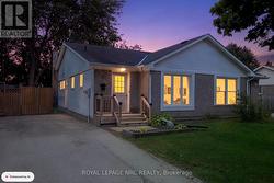 70 OXFORD STREET  St. Catharines (Secord Woods), ON L2P 3T6