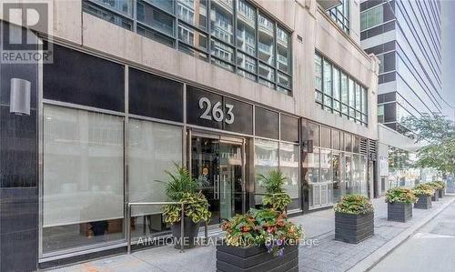 1206 - 263 WELLINGTON STREET W  Toronto, ON M5V 3E6