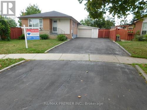5 Valois Court, Toronto, ON 