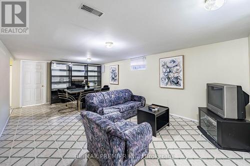 5 Valois Court, Toronto, ON 