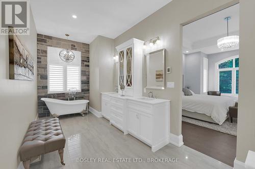 94 Terrence Park Drive, Hamilton (Ancaster), ON - Indoor Photo Showing Bathroom