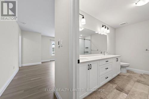 15 - 49 Royal Dornoch Drive, St. Thomas, ON - Indoor Photo Showing Bathroom