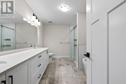 15 - 49 Royal Dornoch Drive, St. Thomas, ON - Indoor Photo Showing Bathroom