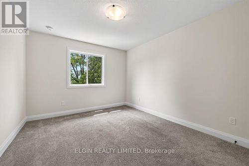 15 - 49 Royal Dornoch Drive, St. Thomas, ON - Indoor Photo Showing Other Room
