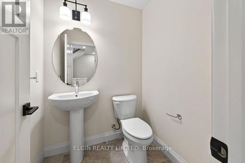 15 - 49 Royal Dornoch Drive, St. Thomas, ON - Indoor Photo Showing Bathroom