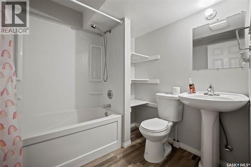 4573 Padwick Road, Regina, SK - Indoor Photo Showing Bathroom