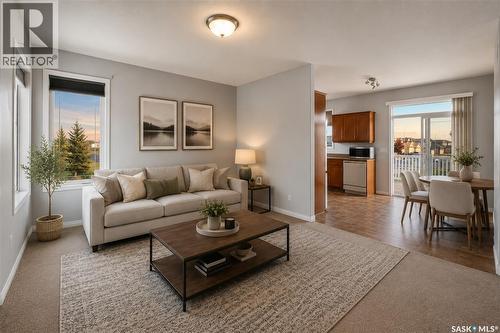 4573 Padwick Road, Regina, SK - Indoor Photo Showing Living Room
