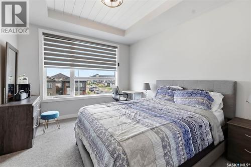 605 Feheregyhazi Boulevard, Saskatoon, SK - Indoor Photo Showing Bedroom