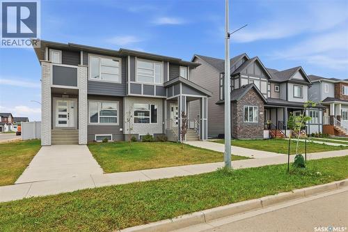 605 Feheregyhazi Boulevard, Saskatoon, SK - Outdoor With Facade