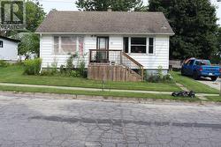31 MYRTLE STREET Aylmer, ON N5H 2H1