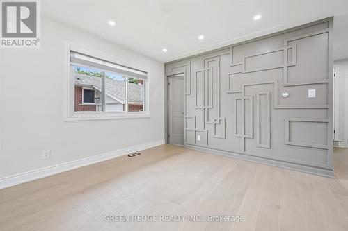 385 Village Crescent, Kitchener, ON - Indoor Photo Showing Other Room