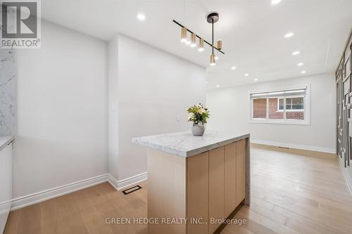 385 Village Crescent, Kitchener, ON - Indoor