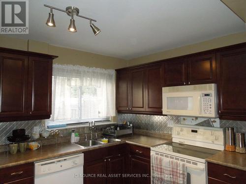 129 Ormond Drive, Oshawa, ON - Indoor Photo Showing Kitchen With Double Sink