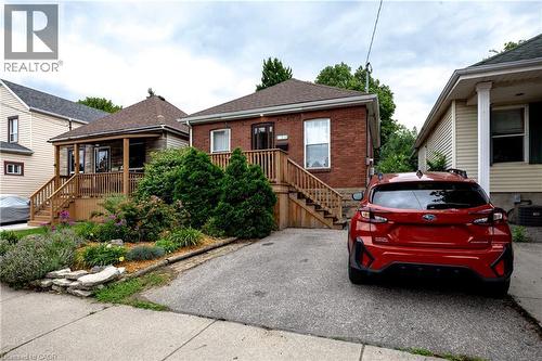 94 EDGEMONT Street N  Hamilton, ON L8H 4C8