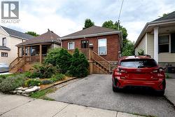 94 EDGEMONT Street N Hamilton, ON L8H 4C8
