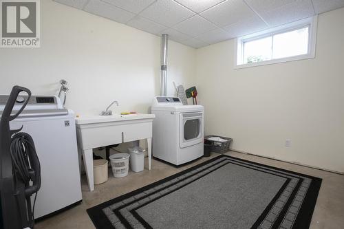 1178 Third Lin, Sault Ste. Marie, ON - Indoor Photo Showing Laundry Room