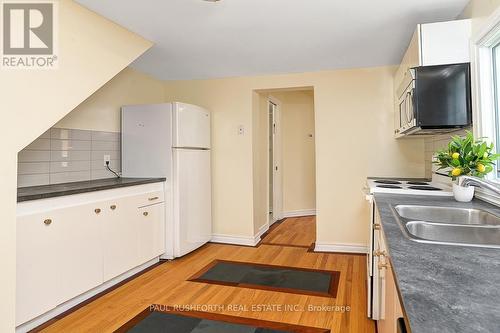 Unit A-Kitchen - 978 Admiral Avenue, Ottawa, ON - Indoor Photo Showing Kitchen With Double Sink