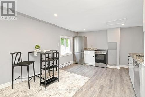 Unit B- Kitchen Eating Area - 978 Admiral Avenue, Ottawa, ON - Indoor Photo Showing Other Room