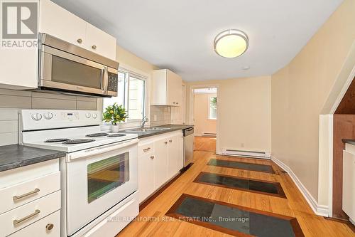 Unit A-Kitchen - 978 Admiral Avenue, Ottawa, ON - Indoor Photo Showing Kitchen With Double Sink