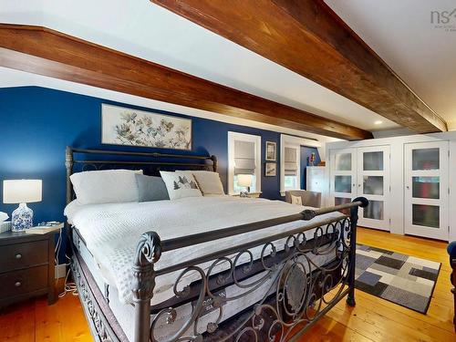 261 Edgewater Street, Mahone Bay, NS - Indoor Photo Showing Bedroom