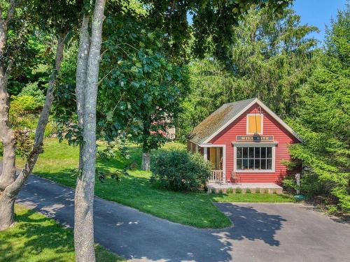 261 Edgewater Street, Mahone Bay, NS - Outdoor