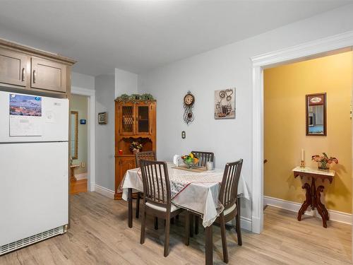 39 Robert Drive, Dartmouth, NS - Indoor Photo Showing Dining Room
