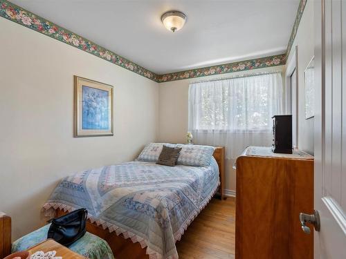 39 Robert Drive, Dartmouth, NS - Indoor Photo Showing Bedroom
