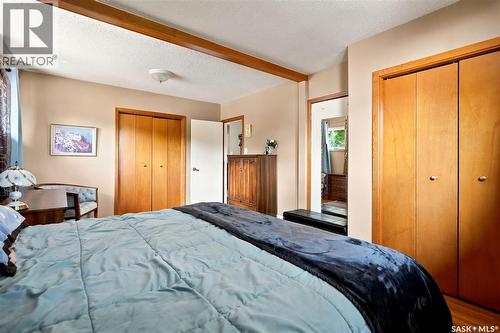 323 Toronto Street N, Regina, SK - Indoor Photo Showing Bedroom