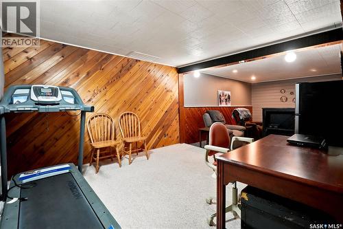 323 Toronto Street N, Regina, SK - Indoor