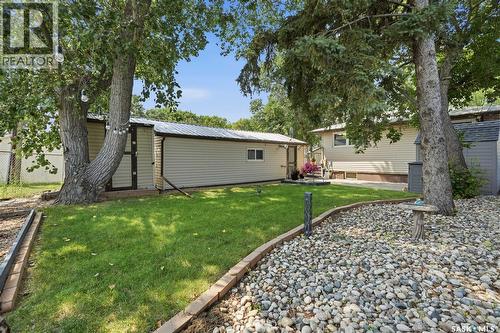 323 Toronto Street N, Regina, SK - Outdoor