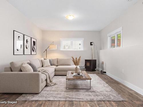 7 Copperhead Road, Fall River, NS - Indoor Photo Showing Living Room