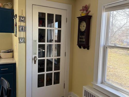 50 Rose Avenue, Trenton, NS - Indoor Photo Showing Other Room