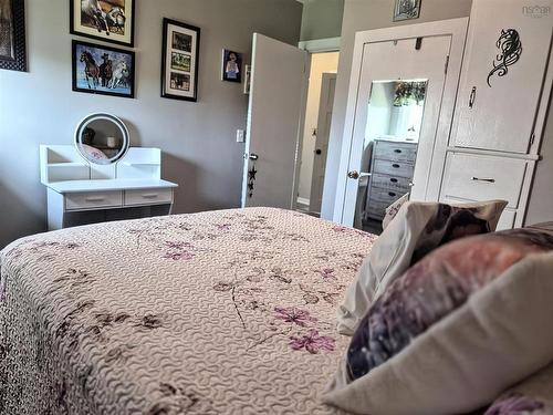 16 Copp Avenue, Amherst, NS - Indoor Photo Showing Bedroom