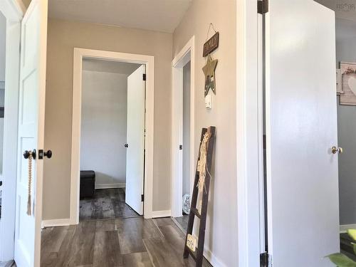 16 Copp Avenue, Amherst, NS - Indoor Photo Showing Other Room