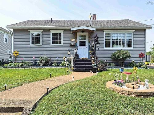 16 Copp Avenue, Amherst, NS - Outdoor