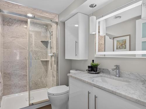 113 5662 Roberts Street, Halifax, NS - Indoor Photo Showing Bathroom