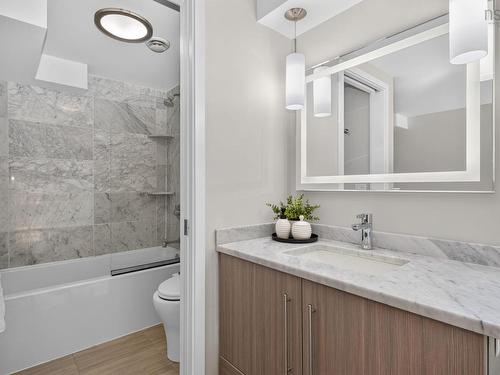113 5662 Roberts Street, Halifax, NS - Indoor Photo Showing Bathroom