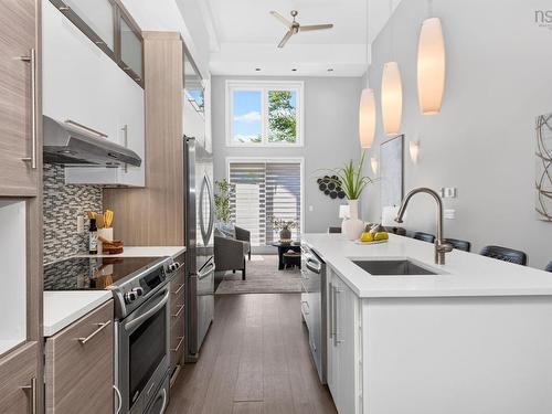 113 5662 Roberts Street, Halifax, NS - Indoor Photo Showing Kitchen With Upgraded Kitchen