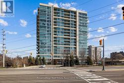 811 - 1055 SOUTHDOWN ROAD  Mississauga, ON L5J 0A3