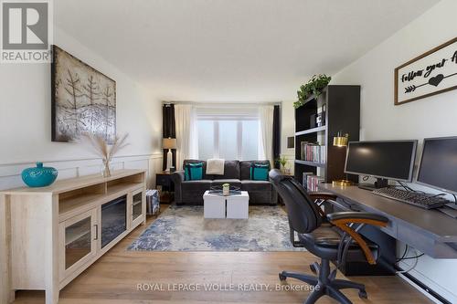 3 Alona Avenue, Cambridge, ON - Indoor Photo Showing Office