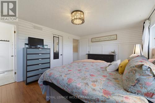 3 Alona Avenue, Cambridge, ON - Indoor Photo Showing Bedroom