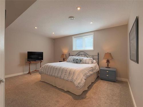 24 Brookwood Drive, Brandon, MB - Indoor Photo Showing Bedroom