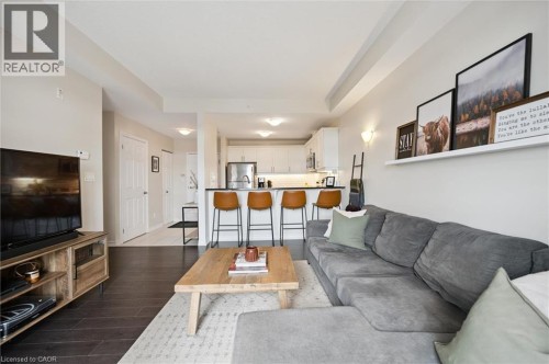2 Colonial Drive Unit# 403, Guelph, ON - Indoor Photo Showing Living Room