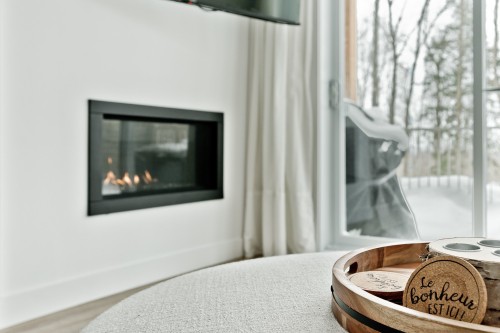 Other - 110-240B Rue Du Cercle-Des-Cantons, Bromont, QC - Indoor