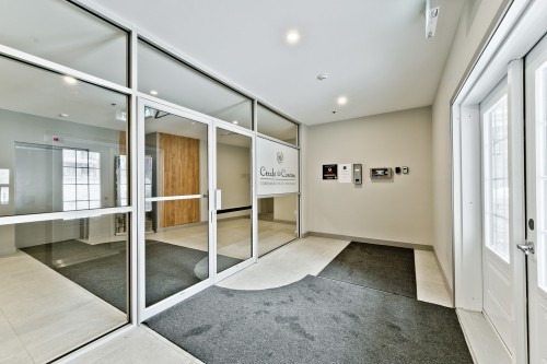 Mud Room - 110-240B Rue Du Cercle-Des-Cantons, Bromont, QC - Indoor Photo Showing Other Room